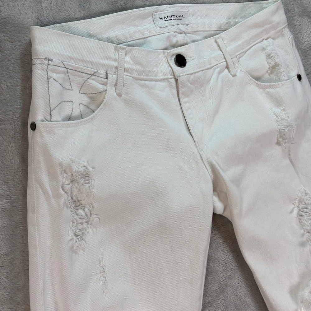 Habitual Distressed White Denim Jeans Ripped Detail Womens Size 26